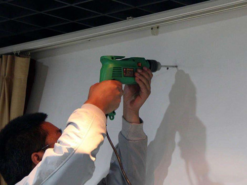 瓷砖墙壁打孔视频(瓷砖墙壁打孔视频教程) 瓷砖墙壁打孔视频(瓷砖墙壁打孔视频教程)